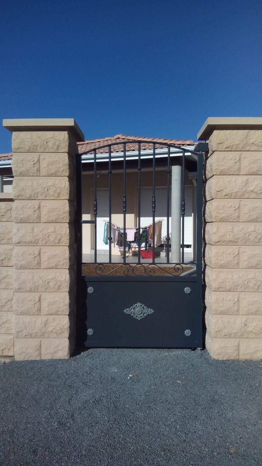 portillon en acier