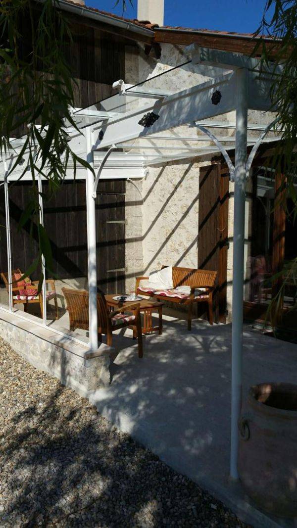 petite pergola